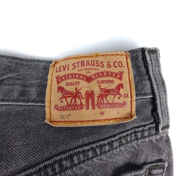 LEVIS 501 Original High Rise Straight Cropped Raw Hem Jeans Womens 25 x 26 Gray - Picture 6 of 7